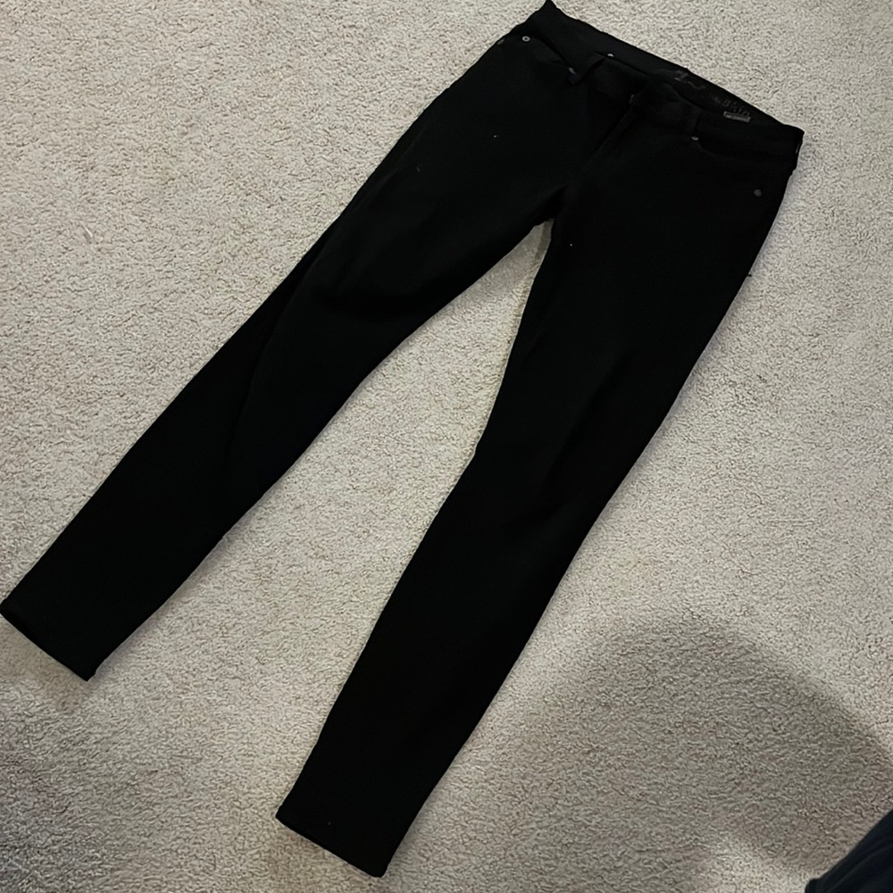 Skinny Jeans (unsure of style name)